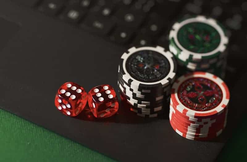 Kinh nghiệm chơi chip poker giúp thắng lớn tại nhà cái 789club